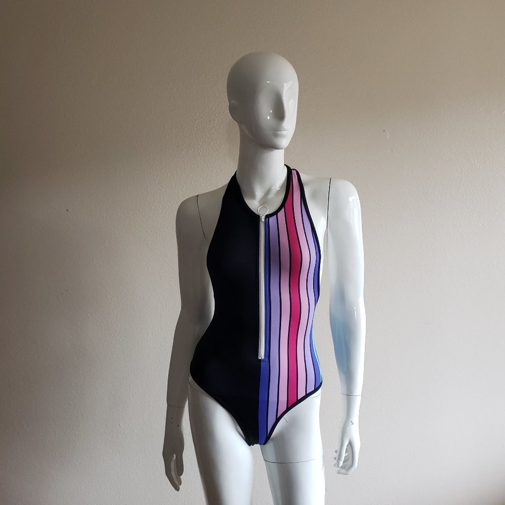 AA Nylon Tricot zip up One piece size XS - Picture 3 of 10